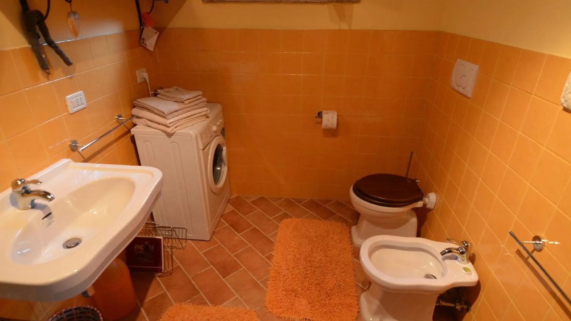 Cozy Apartment With Garden Patio Storage Deckchairs Bbq Pennabilli Włochy